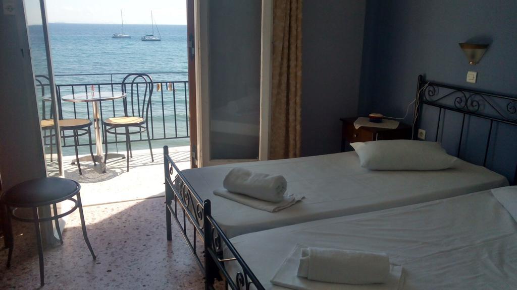 Oasis Hotel Theodoros & Litsa Galaris Agia Marina (Aegina) Exterior foto