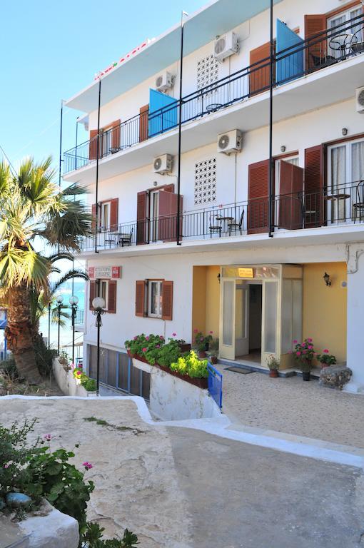 Oasis Hotel Theodoros & Litsa Galaris Agia Marina (Aegina) Exterior foto