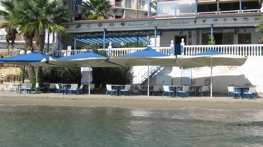 Oasis Hotel Theodoros & Litsa Galaris Agia Marina (Aegina) Exterior foto